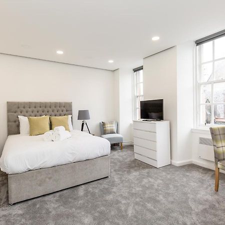 Refurbished Studio Next To The Royal Mile Apartment Единбург Екстериор снимка
