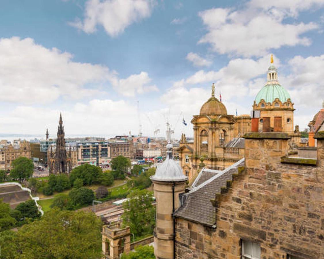 Refurbished Studio Next To The Royal Mile Apartment Единбург Екстериор снимка