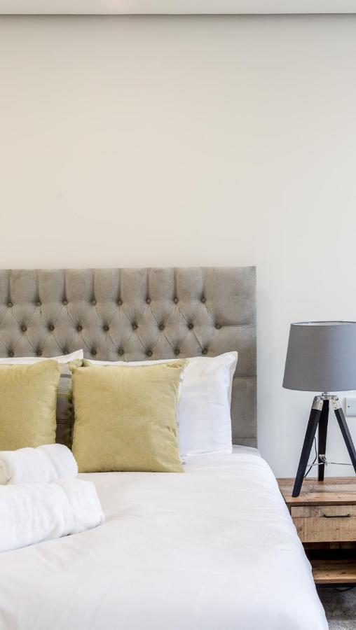 Refurbished Studio Next To The Royal Mile Apartment Единбург Екстериор снимка