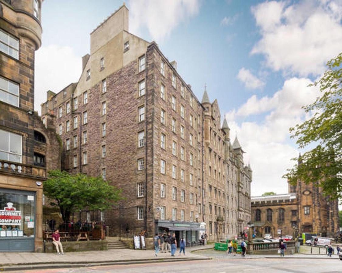 Refurbished Studio Next To The Royal Mile Apartment Единбург Екстериор снимка