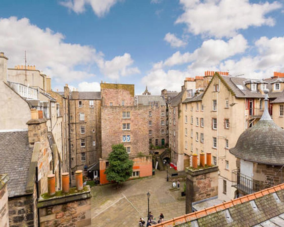 Refurbished Studio Next To The Royal Mile Apartment Единбург Екстериор снимка